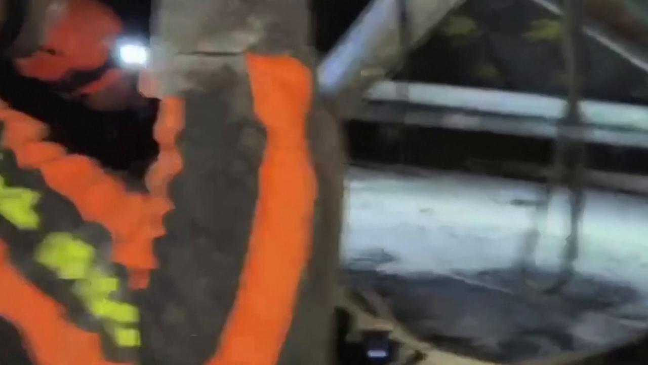 Video thumbnail for Philippines: 26 rescued from building collapse site in N. Philippines.