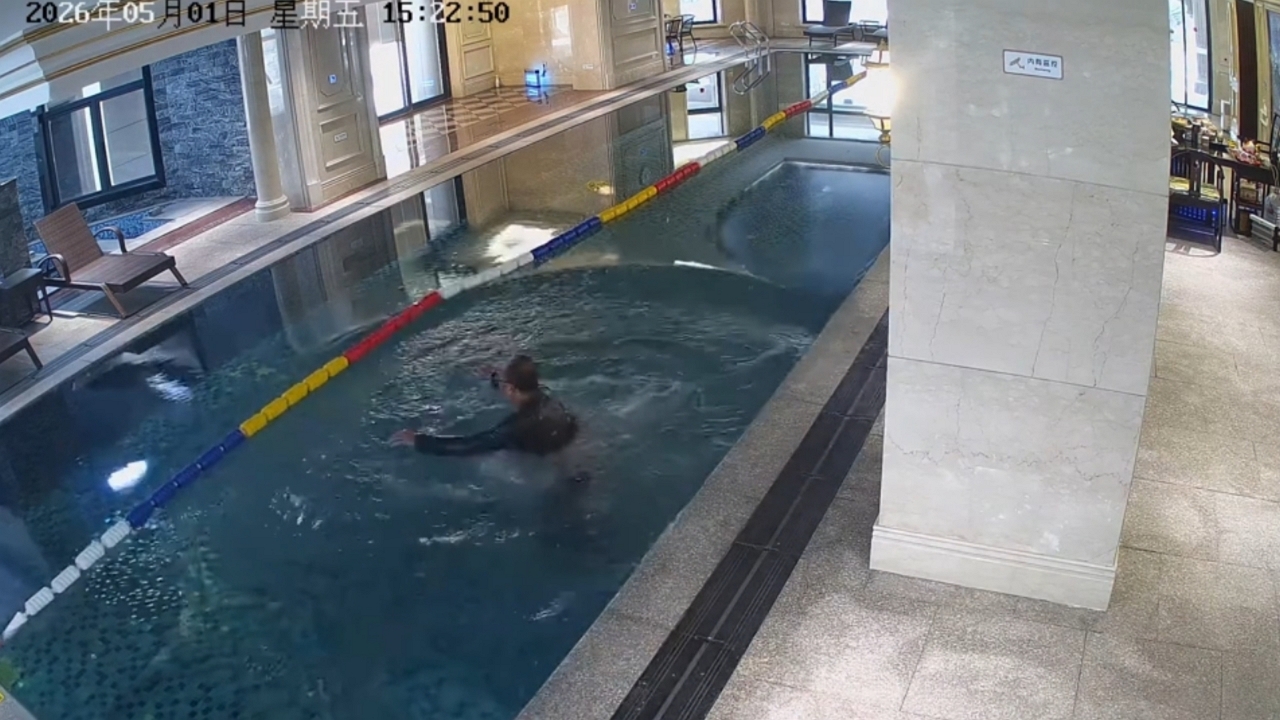 Video thumbnail for Man Mistakes Pool for Floor and Takes a Plunge!