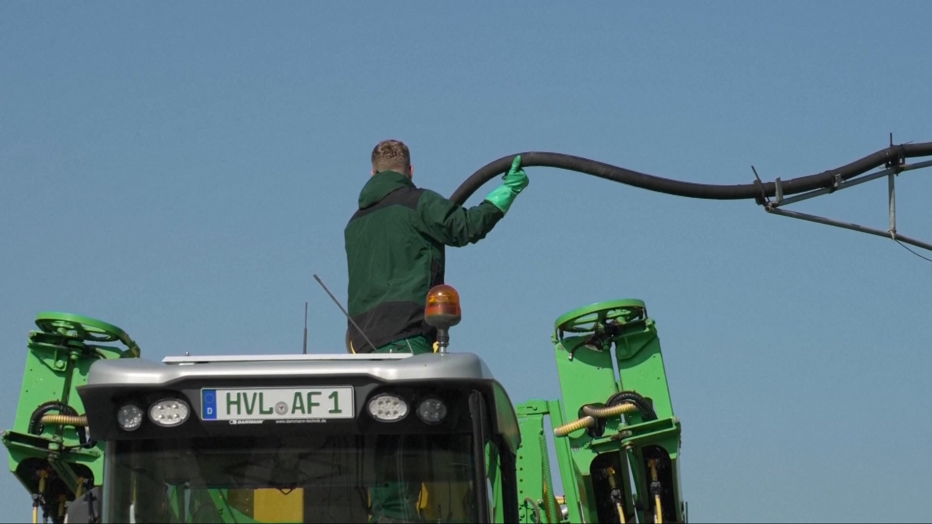 Video thumbnail for Farmers warn of food shortages in Europe: Fuel and fertiliser prices rise amid the war on Iran