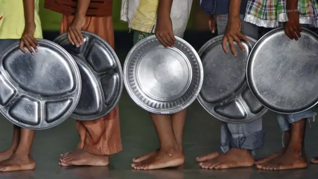 Video thumbnail for Child deaths in central India: Doctors cite malnutrition in indigenous community