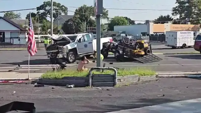 Video thumbnail for Crashes & close calls spark safety concerns at West Babylon intersection