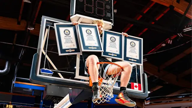 Video thumbnail for Most basketball layups in one minute  23 by Tristan Jass