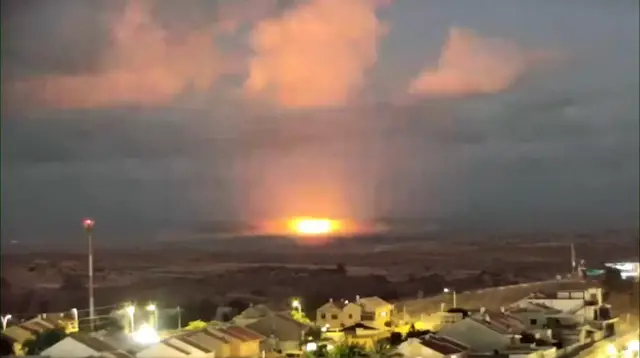 'Video thumbnail for Attacks on Gaza continue after Israel agrees ceasefire'
