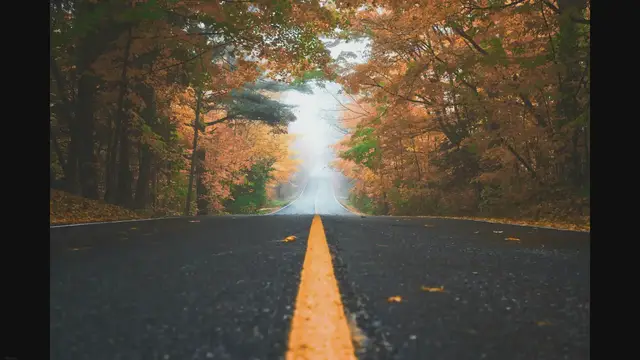 Video thumbnail for Exploring Zionsville, IN: 5 Must-Try Tourist Activities