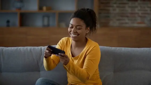 Video thumbnail for Minecraft Earth