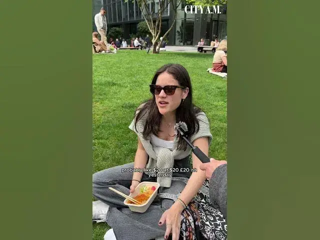 Video thumbnail for How much do Londoners spend in a day?