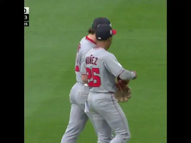 'Video thumbnail for Nasim Nunez's AMAZING Over-The-Shoulder Catch!'