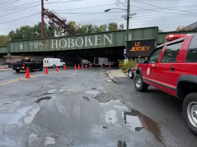 Video thumbnail for 20-inch water main break floods Jersey Avenue and closes road between Jersey City and Hoboken