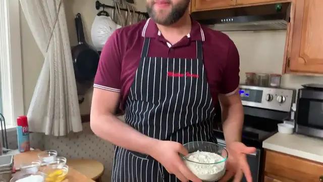 'Video thumbnail for How to Make Amazing Banana Bread With Nuts and Dark Chocolate _ You Can Cook That _ Allrecipes.com(720P_HD)'