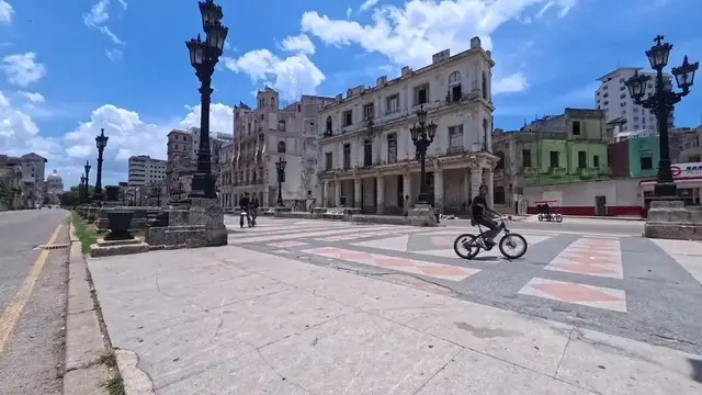 Video thumbnail for Cuba: Cuba approves sweeping economic reforms amid deepening crisis.