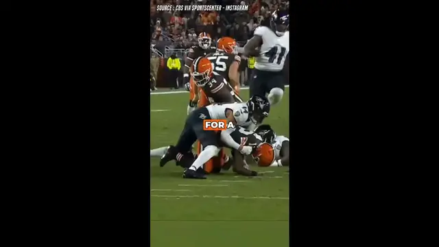 Video thumbnail for Kyle Hamilton Gives Shedeur Sanders a Brutal ‘Welcome to the NFL’ Moment