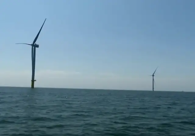 Video thumbnail for Final turbine installed at Revolution Wind project set to power 350,000 homes