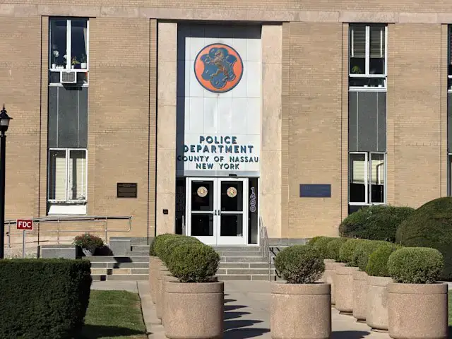 Video thumbnail for New York Attorney General subpoenas Nassau County police, Sheriff's Department over failure to end ICE partnerships