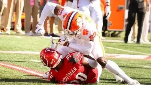 Video thumbnail for Craziest "Ejections" in College Football