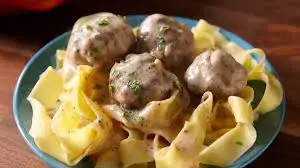 Video thumbnail for Swedish Meatball Recipes