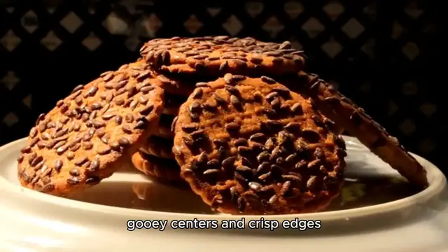 Video thumbnail for Levain-Style Chocolate Chip Cookies