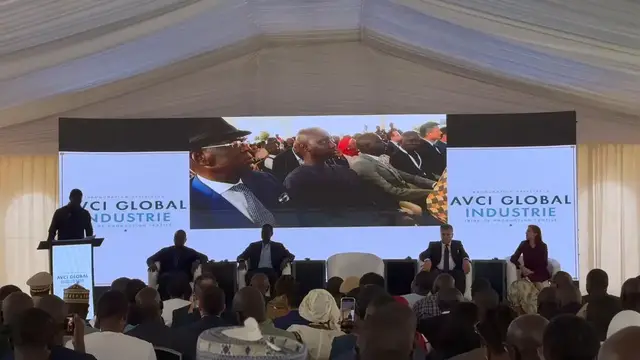 Video thumbnail for Senegal: Senegal president inaugurates Turkish-owned textile factory in Dakar.