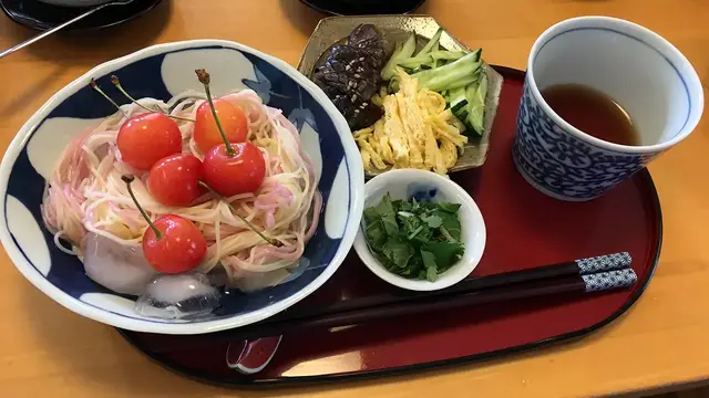 'Video thumbnail for Tokyo for Foodies'