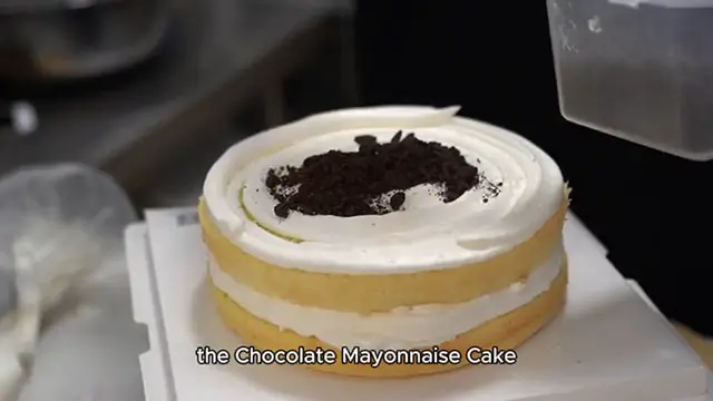Video thumbnail for Old Fashioned Chocolate Mayonnaise Cake