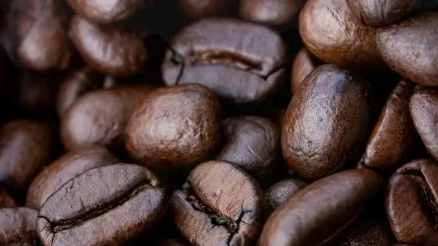 Video thumbnail for Lab-Grown Coffee: Could It Replace Traditional Beans?