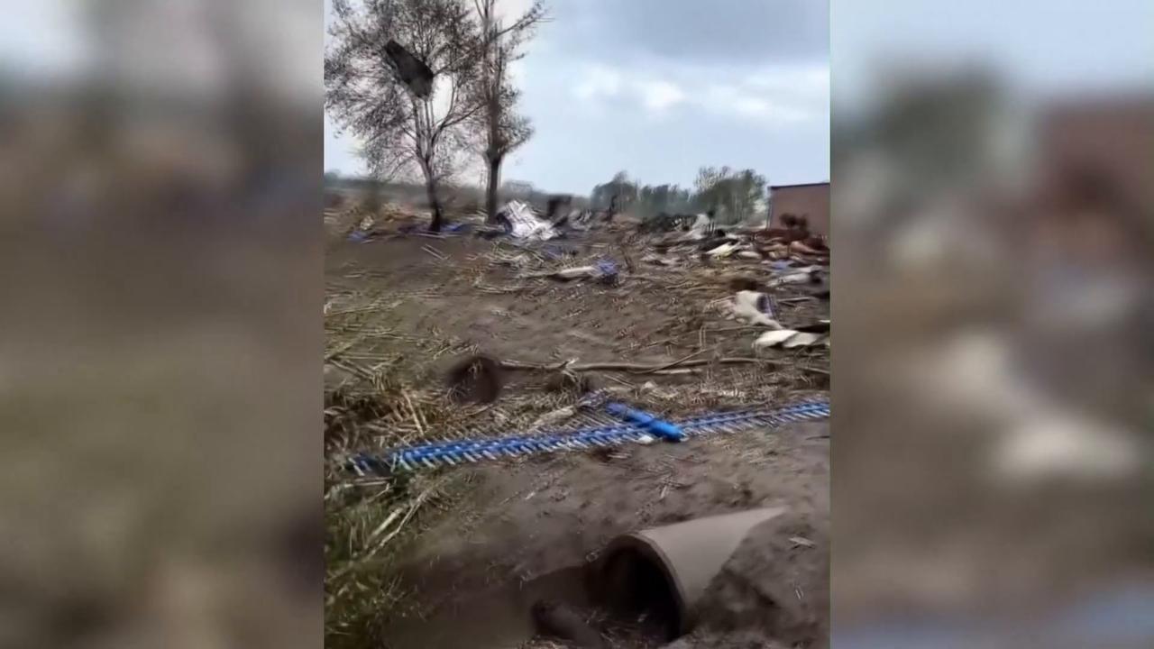 Video thumbnail for China: Tornadoes, strong winds hit Heilongjiang, injuring 9.