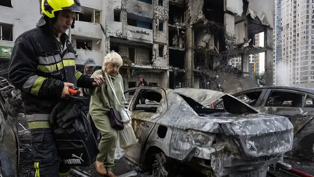 Video thumbnail for Russia fires missiles and hundreds of drones on Kyiv overnight ahead of NATO summit