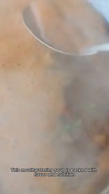 Video thumbnail for tiger prawn soup recipe