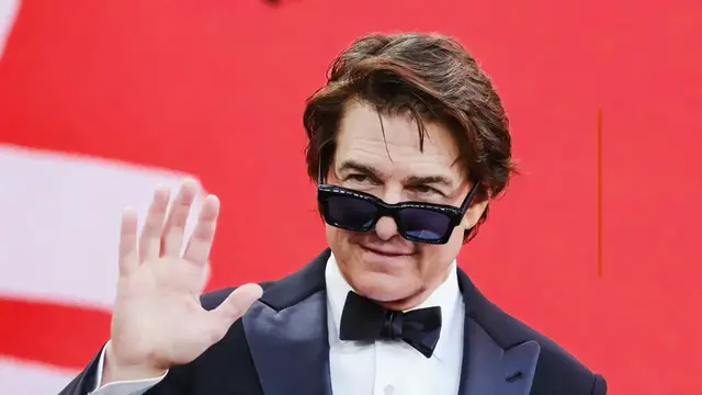 Video thumbnail for Bientôt Tom Cruise dans un film avec Taylor Swift?.