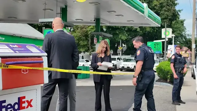 Video thumbnail for Man critically injured after reported robbery at South Hempstead gas station