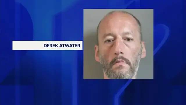 Video thumbnail for Man arrested for stealing candy from Bellerose Terrace 7-Eleven at knifepoint