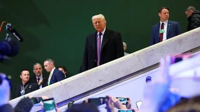 Video thumbnail for ‘War has to end:’ Trump on Ukraine after Zelenskyy meeting