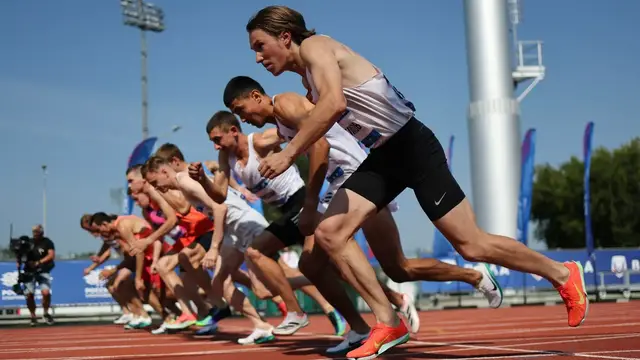 Video thumbnail for Russian athletes return to global competitions after IOC lifts suspension