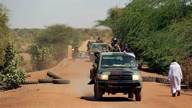 'Video thumbnail for Mali's army acts to secure strategic trade routes after attempted jihadist blockade'