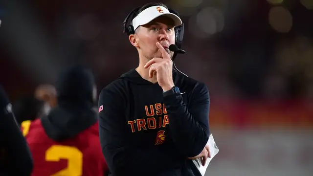 Video thumbnail for USC Defense Under Gary Patterson: Key to Playoff Hopes