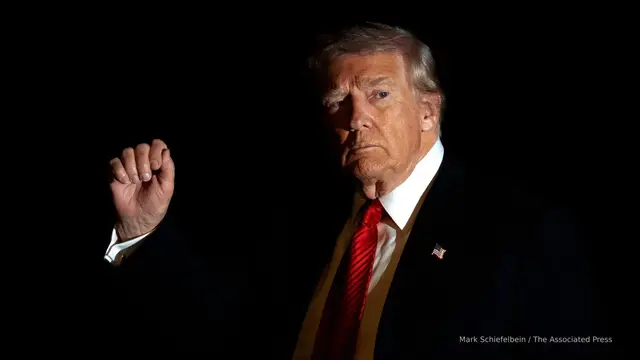 'Video thumbnail for Poll reveals America's doubt in both parties, disapproval of Trump'