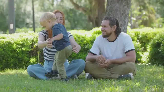 Video thumbnail for Eddie Murphy 'Cool' with Son Eric Murphy's Relationship with Martin Lawerence's Daughter Jasmin: 'I'm Expecting the Child to Be Funny'