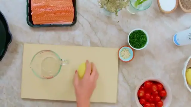 'Video thumbnail for Greek Salmon Recipe ¦ How to Cook Salmon (Mediterranean Diet Recipe) (720p 24fps)'
