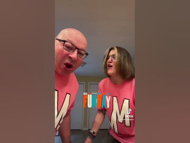 Video thumbnail for Rap Battle Dance-Off! 🎤🔥