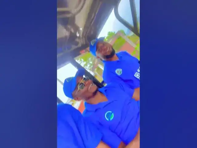 Video thumbnail for 🚲😄 Freestyling With Our Tricycle On The Way Home