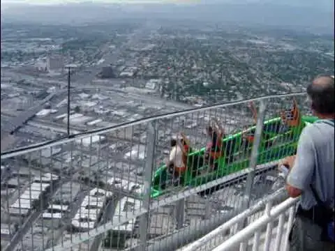Video thumbnail for Las Vegas Stratosphere X Scream Ride