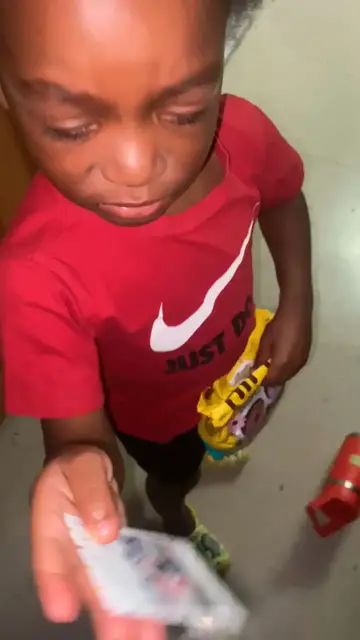 Video thumbnail for I was 5 but my sis left me instead of playing with me