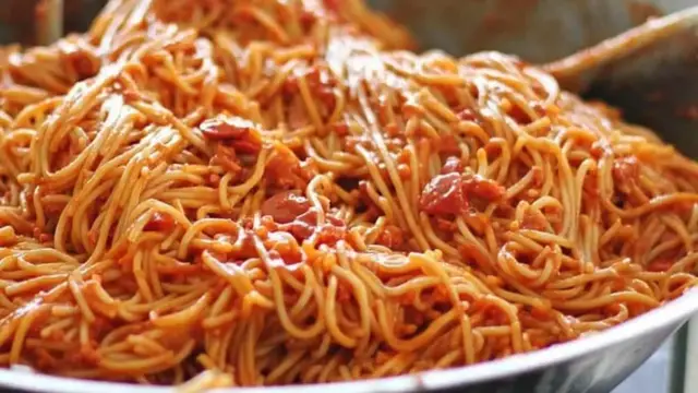 Video thumbnail for Filipino Spaghetti recipe