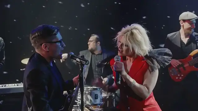 Video thumbnail for SNL 50th Anniversary Concert – A Celebration of Comedy and Music