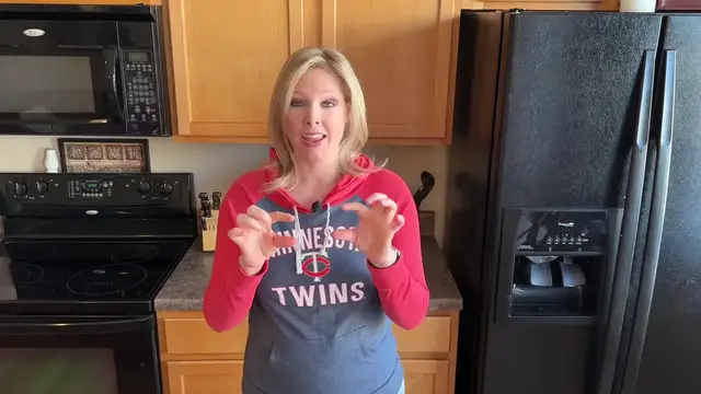 'Video thumbnail for Keto Strawberry Shortcake-With 90 Second Shortcake (1080p_30fps_H264-128kbit_AAC)'