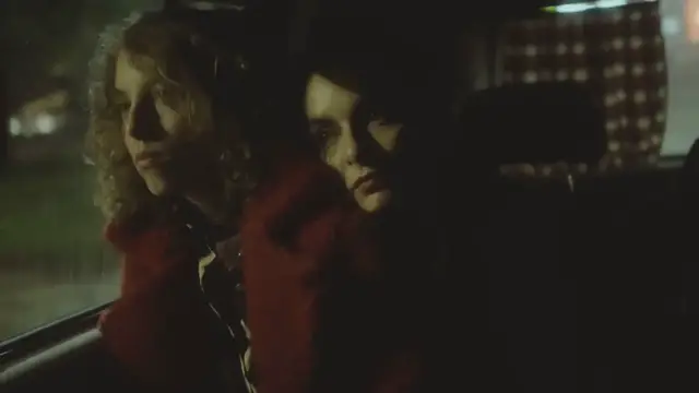 Video thumbnail for Survive the Night : Riley Sager