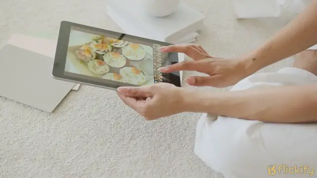 Video thumbnail for How Instagram Helps to Grow Online Businesses