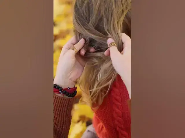 Video thumbnail for 14299710 2160 3840 30fps