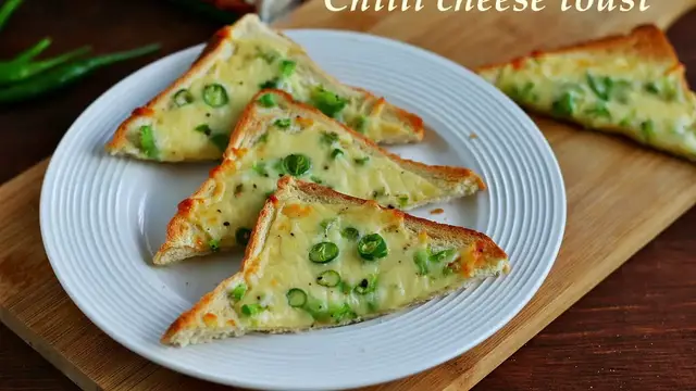Video thumbnail for Chilli cheese toast recipe