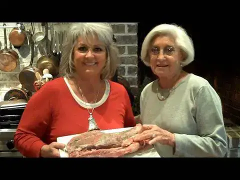 Video thumbnail for Beef Week on Get Cookin' on PaulaDeen.com