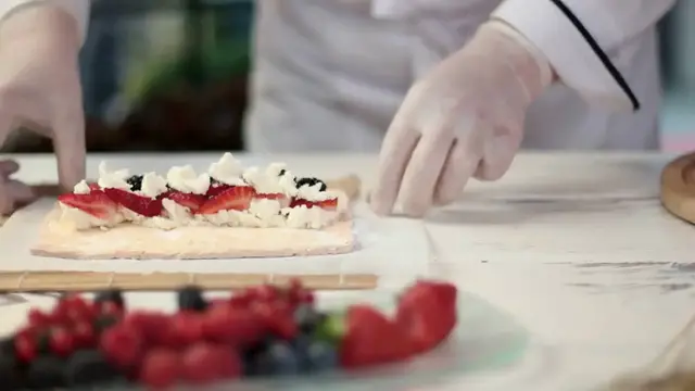 Video thumbnail for Delicious Banana Sushi Recipes